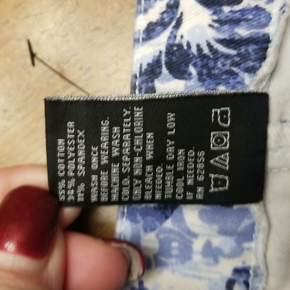 Hue blue and white leggings EUC size small - Picture 8 of 9